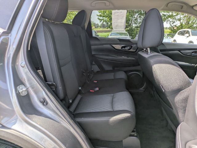 Used 2017 Gray Nissan SV image 30
