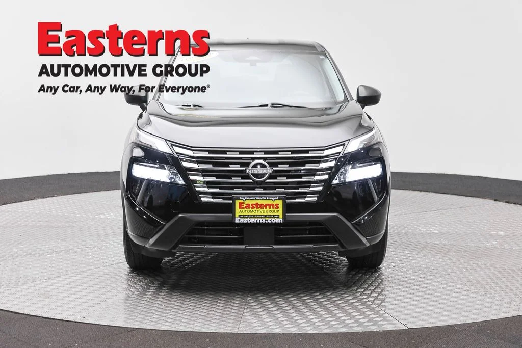 Used 2024 Black Nissan S image 2