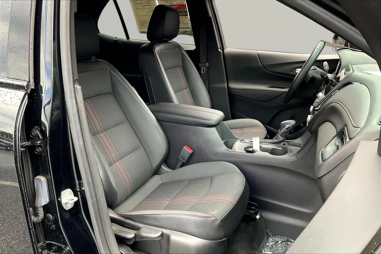 Used 2024 Mosaic Black Metallic Chevrolet RS image 17
