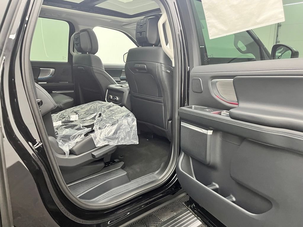 New 2026 Black Ford Platinum image 36
