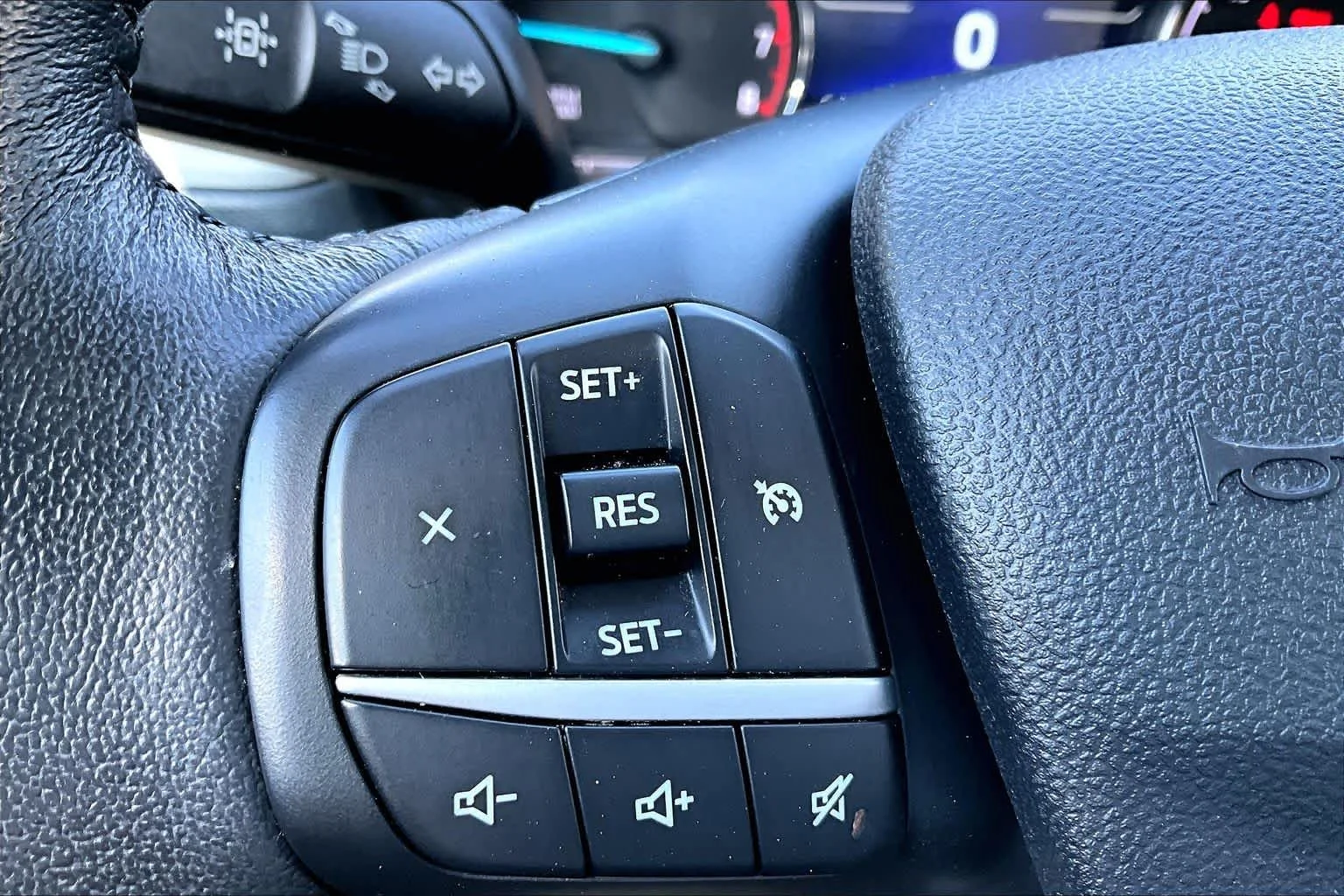 Used 2022 Velocity Blue Metallic Ford Lariat image 23