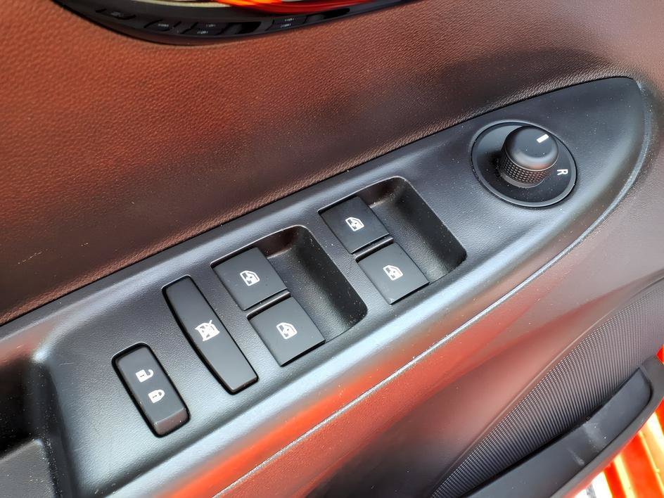 Used 2016 Salsa Chevrolet LT image 16
