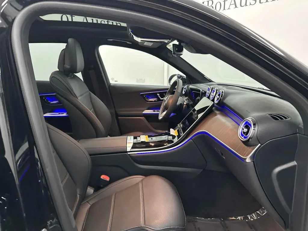 New 2026 Black Mercedes-Benz GLC 300 image 26
