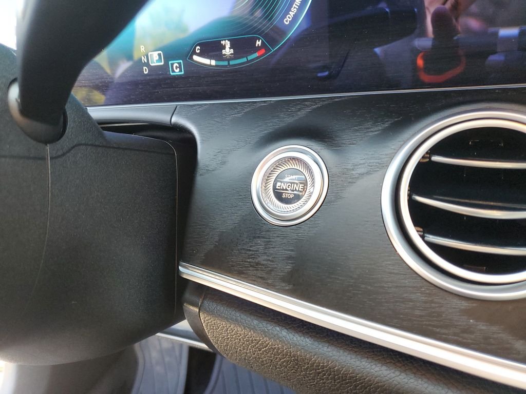 Used 2022 Polar White Mercedes-Benz E350 4MATIC® image 29