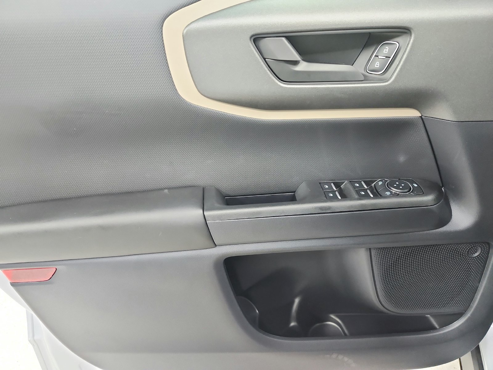 New 2026 Space White Metallic Ford Big Bend® image 33