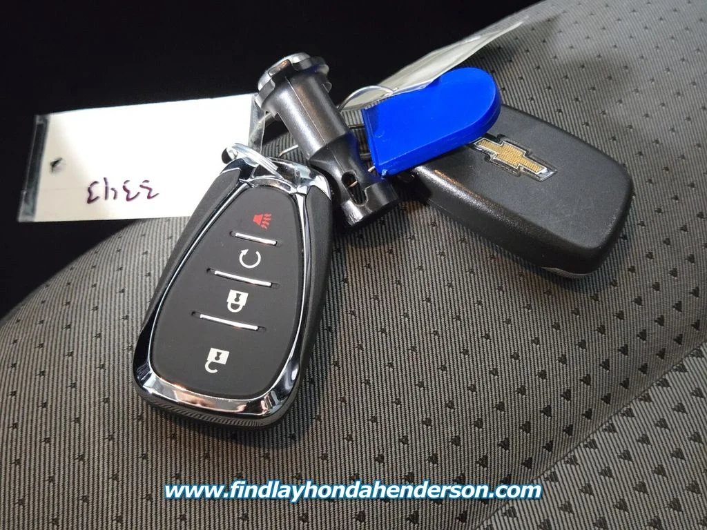 Used 2024 Sterling Gray Metallic Chevrolet LT image 30
