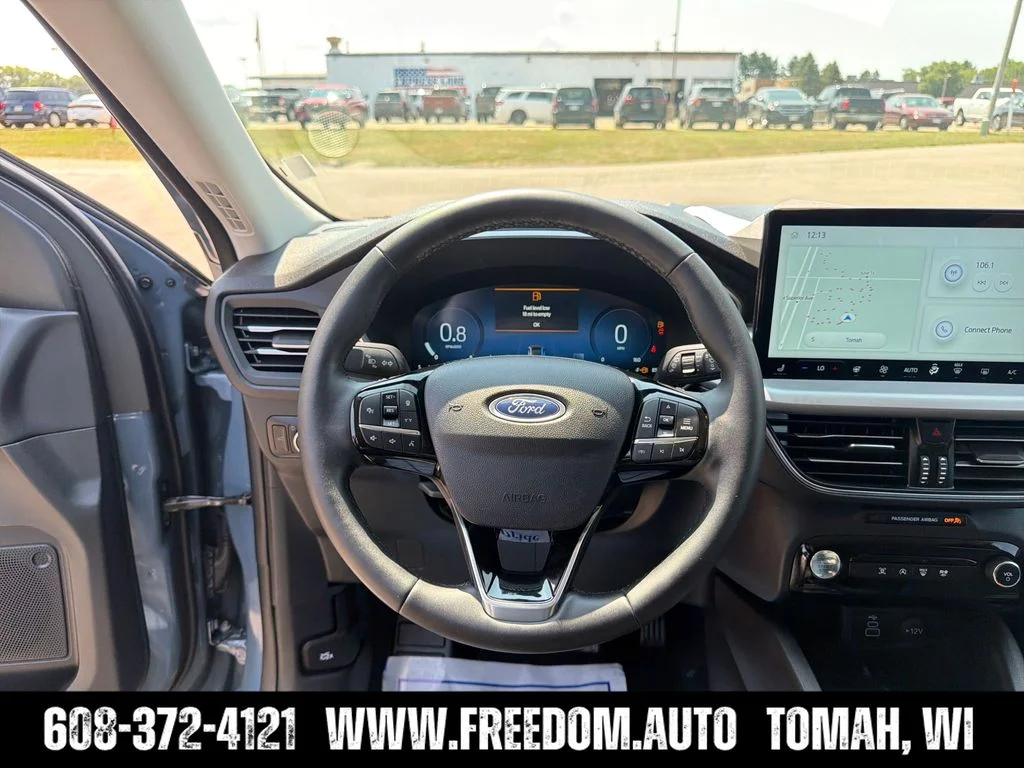 Used 2025 Black Ford Platinum image 13
