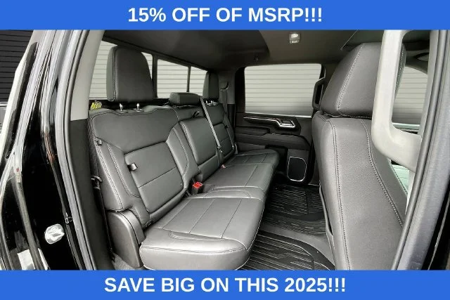 2025 GMC Sierra 2500HD SLT - Photo 9