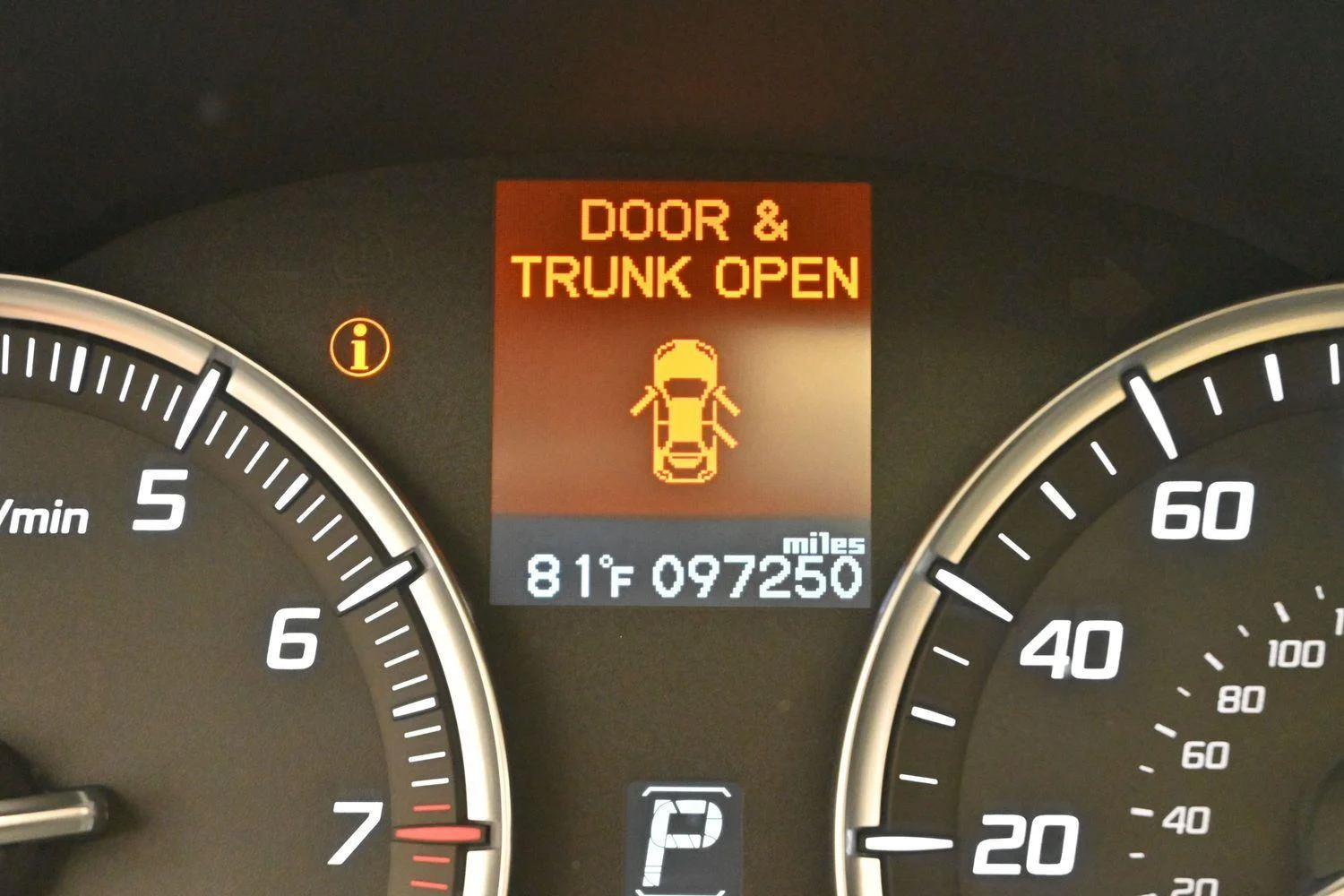 Used 2015 Basque Red Pearl II Acura Base image 26