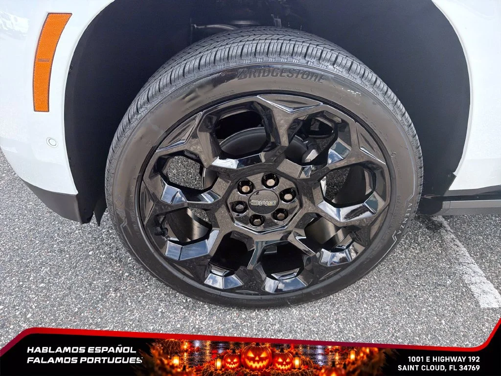 New 2026 Glacier White Tricoat GMC Denali image 10