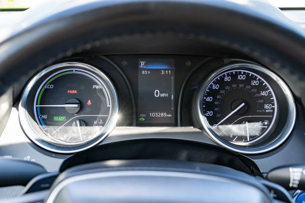 Used 2020 Gray Toyota SE image 15