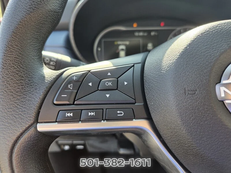 Used 2025 Pearl NISSAN SV CVT image 22
