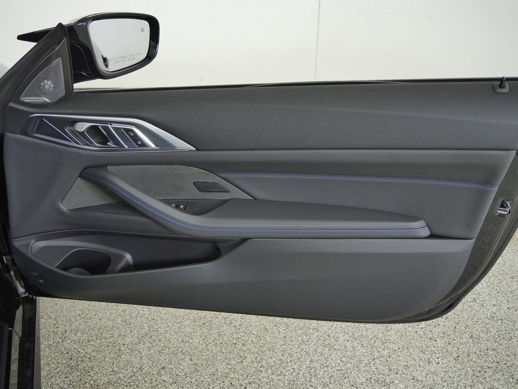 New 2027 Black Sapphire Metallic BMW M440i xDrive image 18