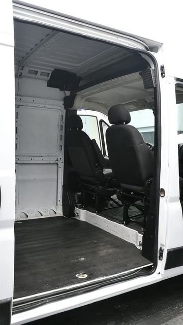 Used 2023 White Ram High Roof image 13