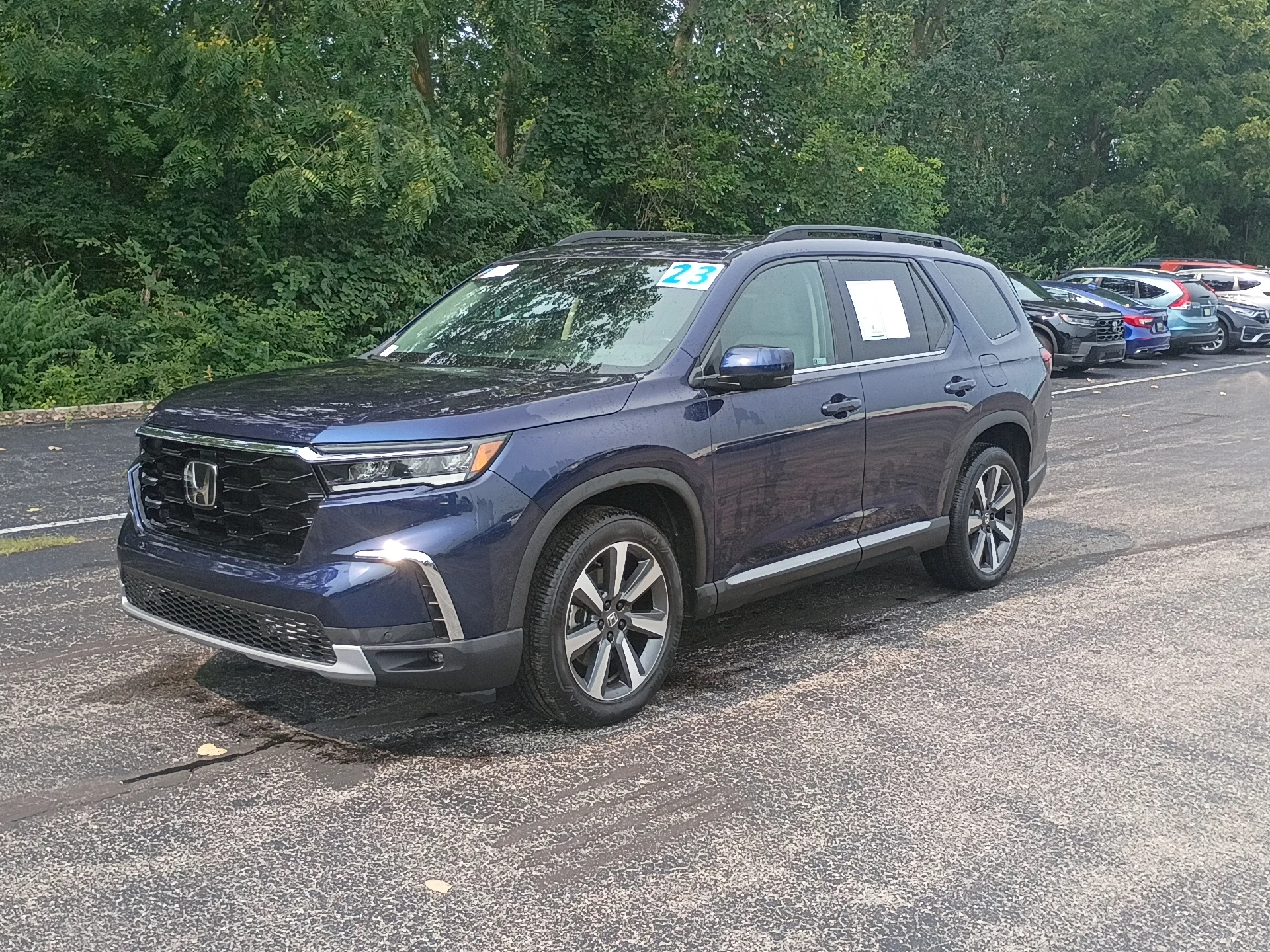 Certified Used 2023 Obsidian Blue Pearl Honda Touring image 7