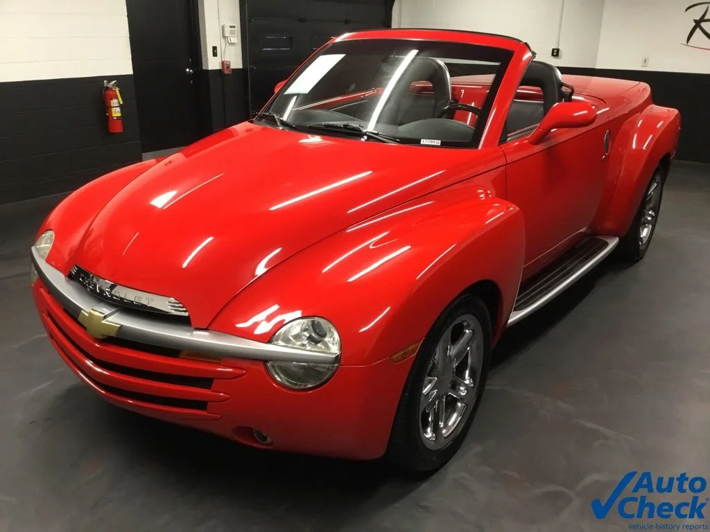 Used 2005 Red Chevrolet Base image 6