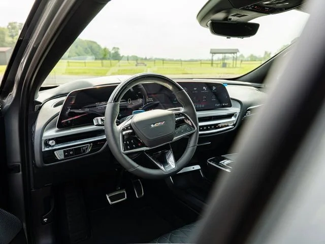 2026 Cadillac LYRIQ V Premium - Photo 24