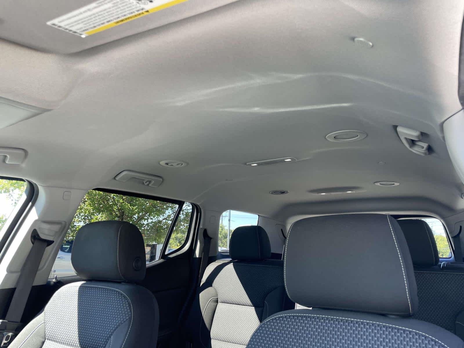 Used 2023 Summit White GMC SLE image 6