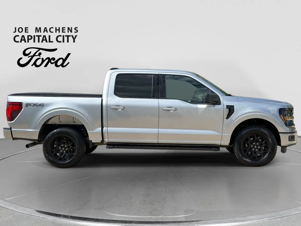Used 2025 Iconic Silver Metallic Ford XLT image 3