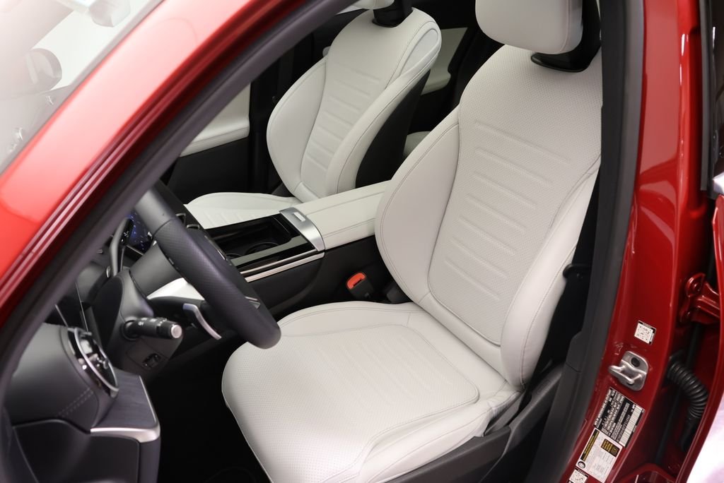 2026 Mercedes-Benz GLC Base - Photo 37