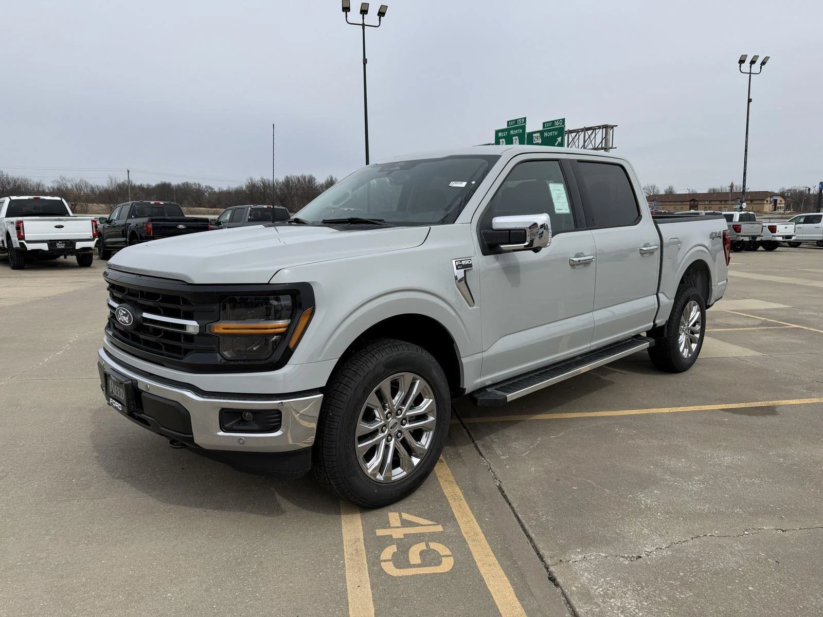 New 2026 Avalanche Ford XLT image 4