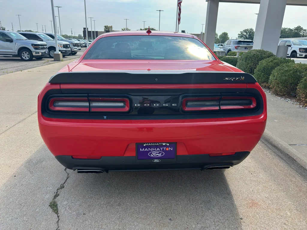 Used 2016 Torred Clearcoat Dodge R/T Scat Pack image 28
