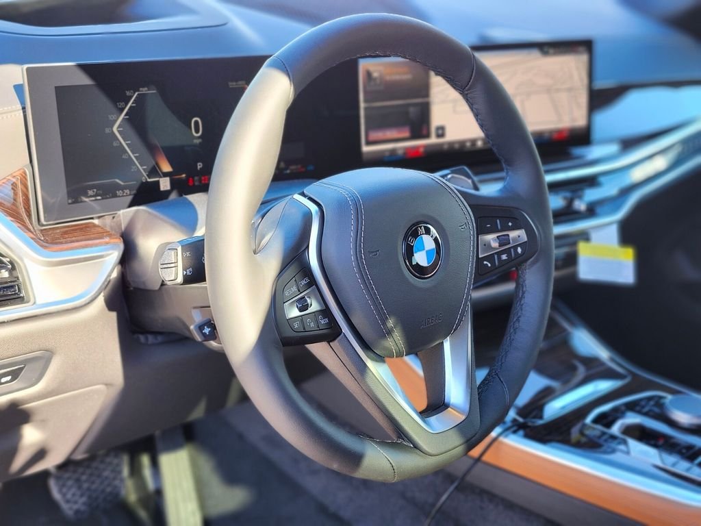 Used 2026 Blue BMW xDrive40i image 19