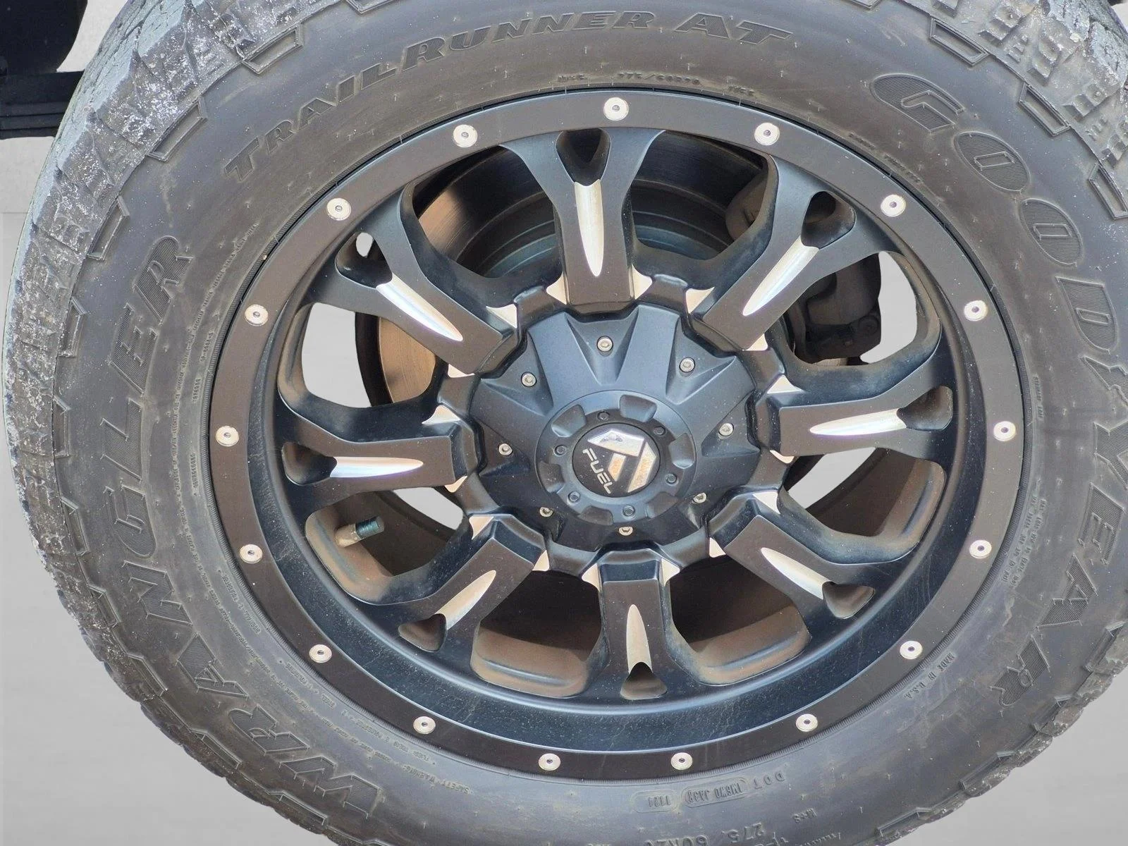 Used 2015 Blue Ribbon Metallic Toyota SR image 16