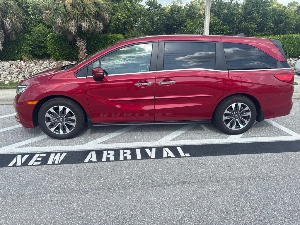 Certified Used 2023 Radiant Red Metallic II Honda EX-L image 2
