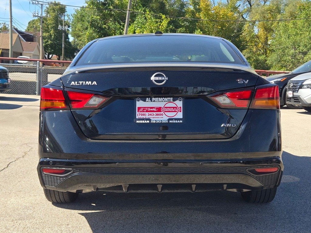 Certified Used 2024 Black Nissan 2.5 SV image 11