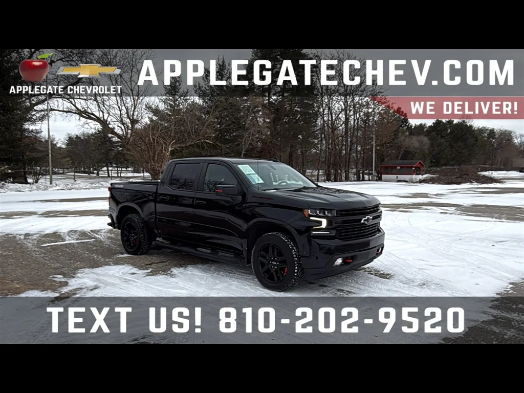 2022 Chevrolet Silverado 1500 RST Crew Cab 4WD