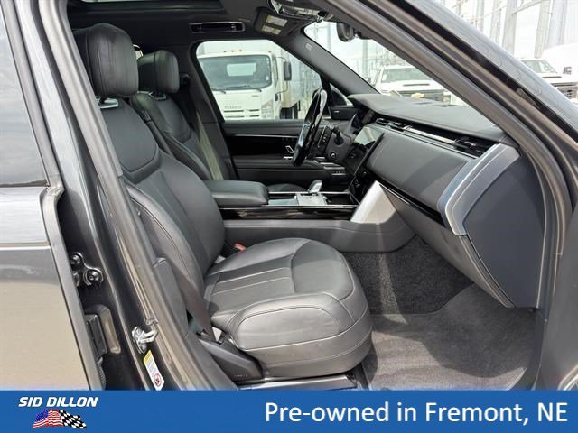 Used 2025 Gray Land Rover SE image 17