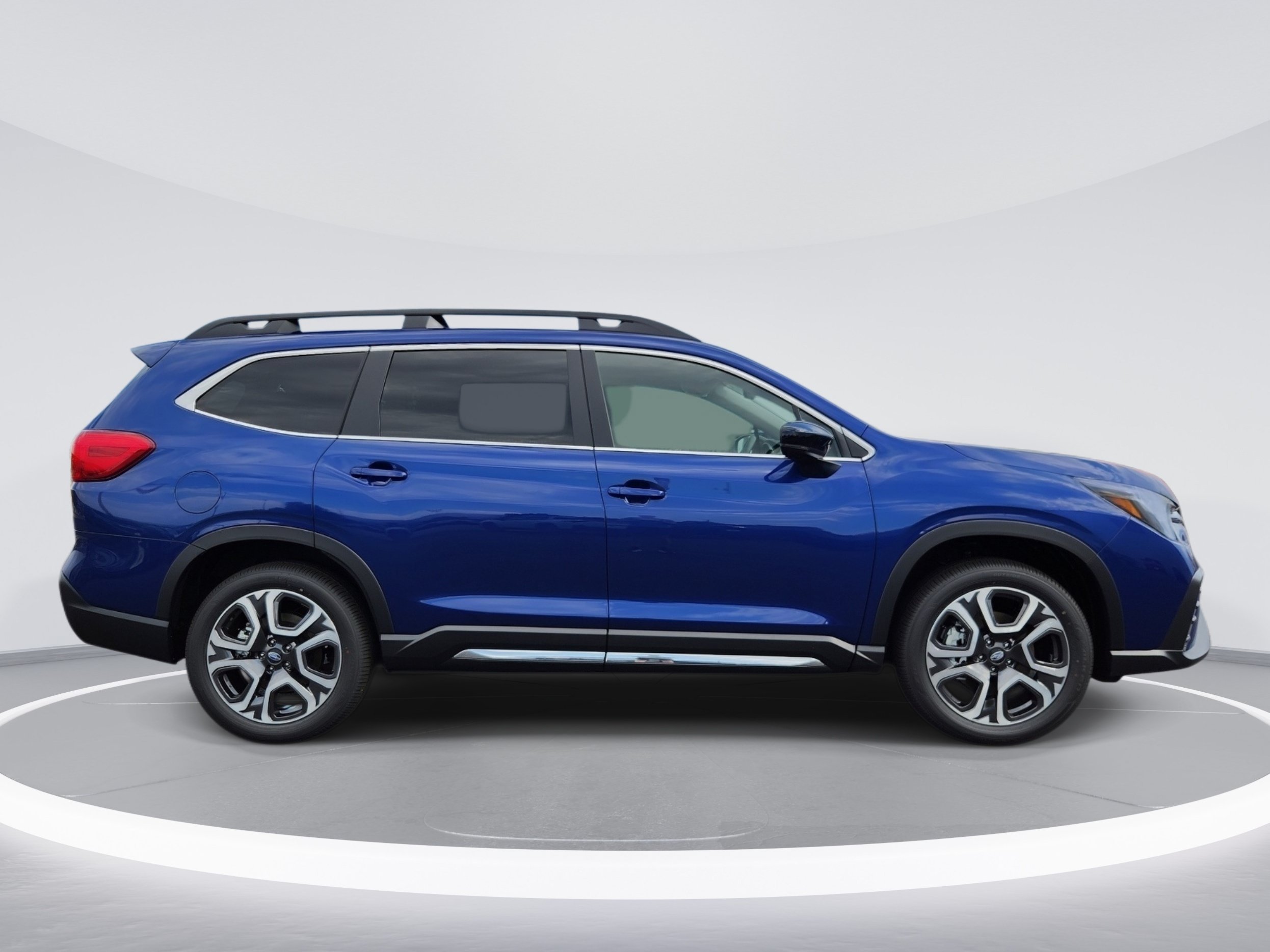 New 2026 SAPPHIRE BLUE PEARL Subaru Limited 7-Passenger image 4
