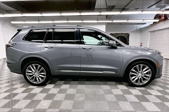 Used 2021 Satin Steel Metallic Cadillac Sport image 15