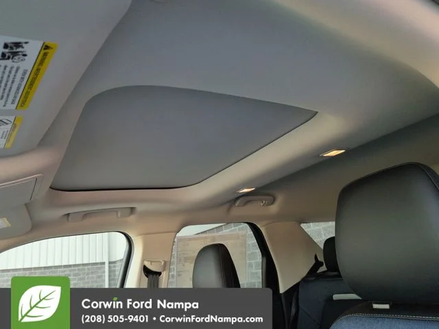 New 2026 Carbonized Gray Metallic Ford Outer Banks image 23