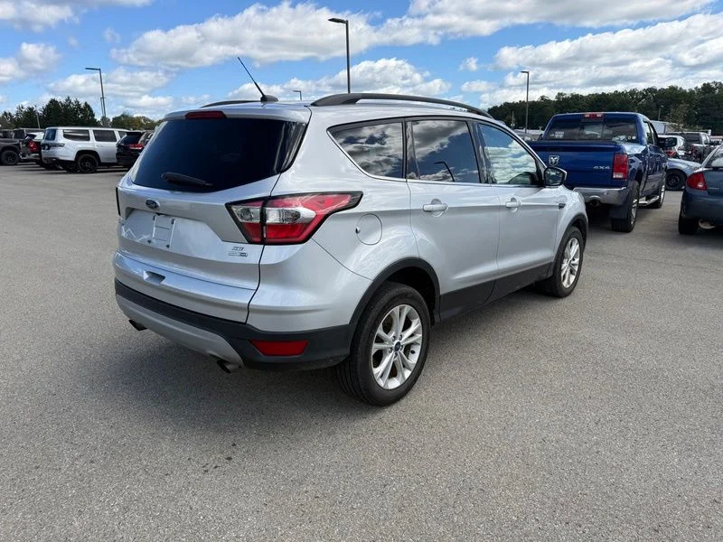 Used 2018 Silver Ford SE image 16