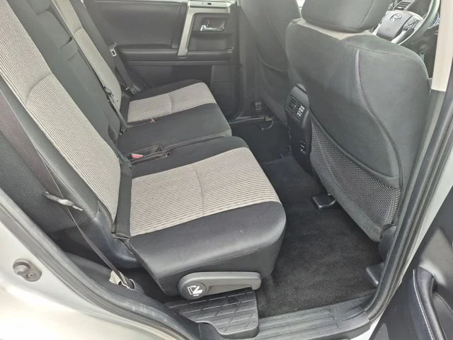 Used 2017 Silver Toyota SR5 image 33