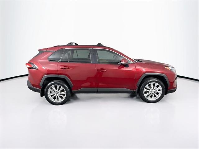 Certified Used 2025 RUBY FLARE PEARL* Toyota  image 10