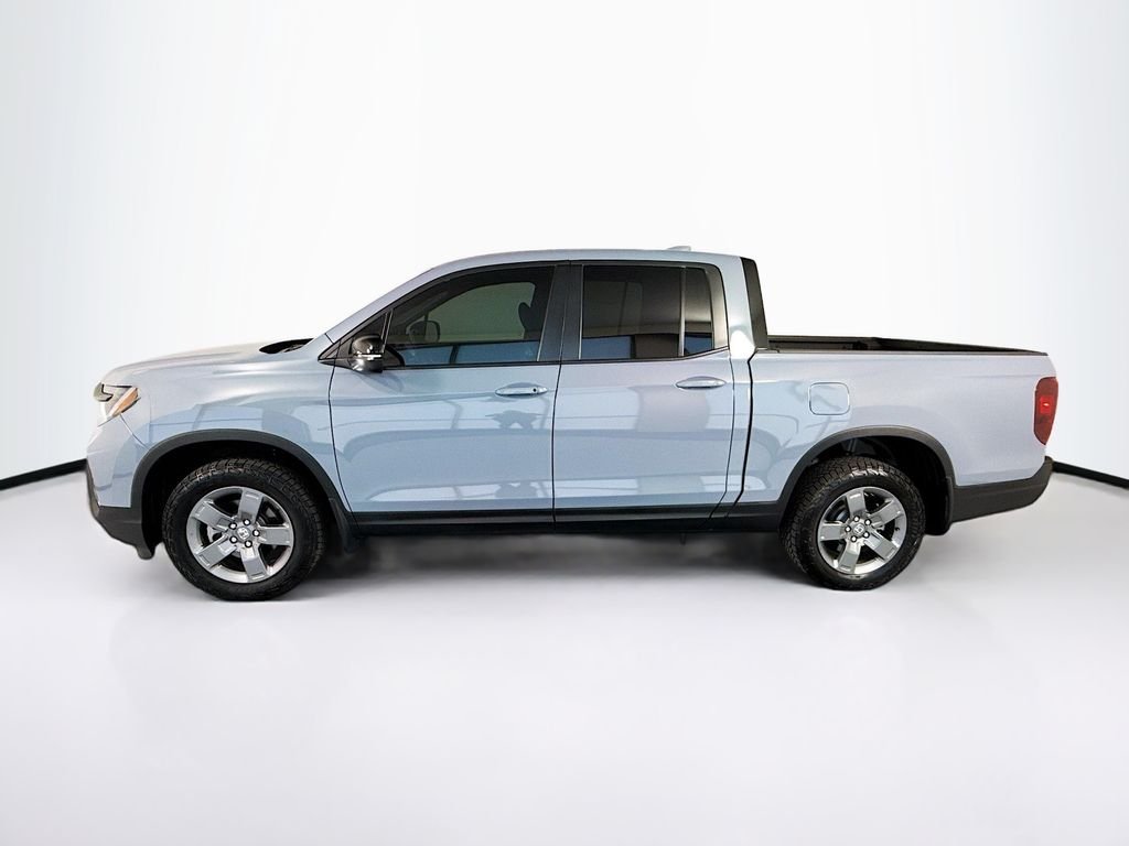 Certified Used 2025 Sonic Gray Pearl Honda TrailSport image 8