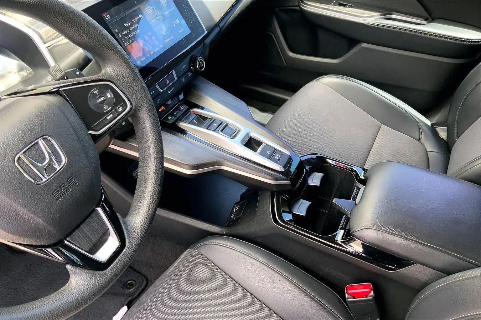 Used 2018 Gray/gray Honda NA image 16