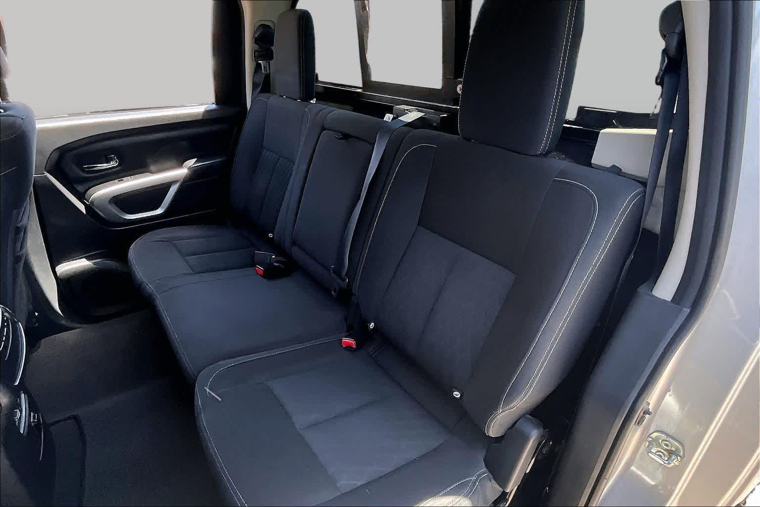 Used 2018 Brilliant Silver Nissan SV image 20
