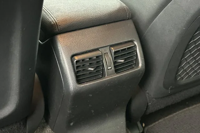 Used 2014 Gray Subaru 2.5i image 15