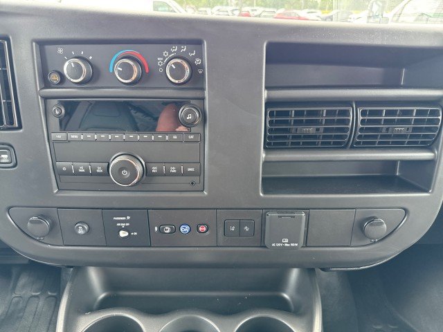 2025 Chevrolet Express Cargo Work Van - Photo 16