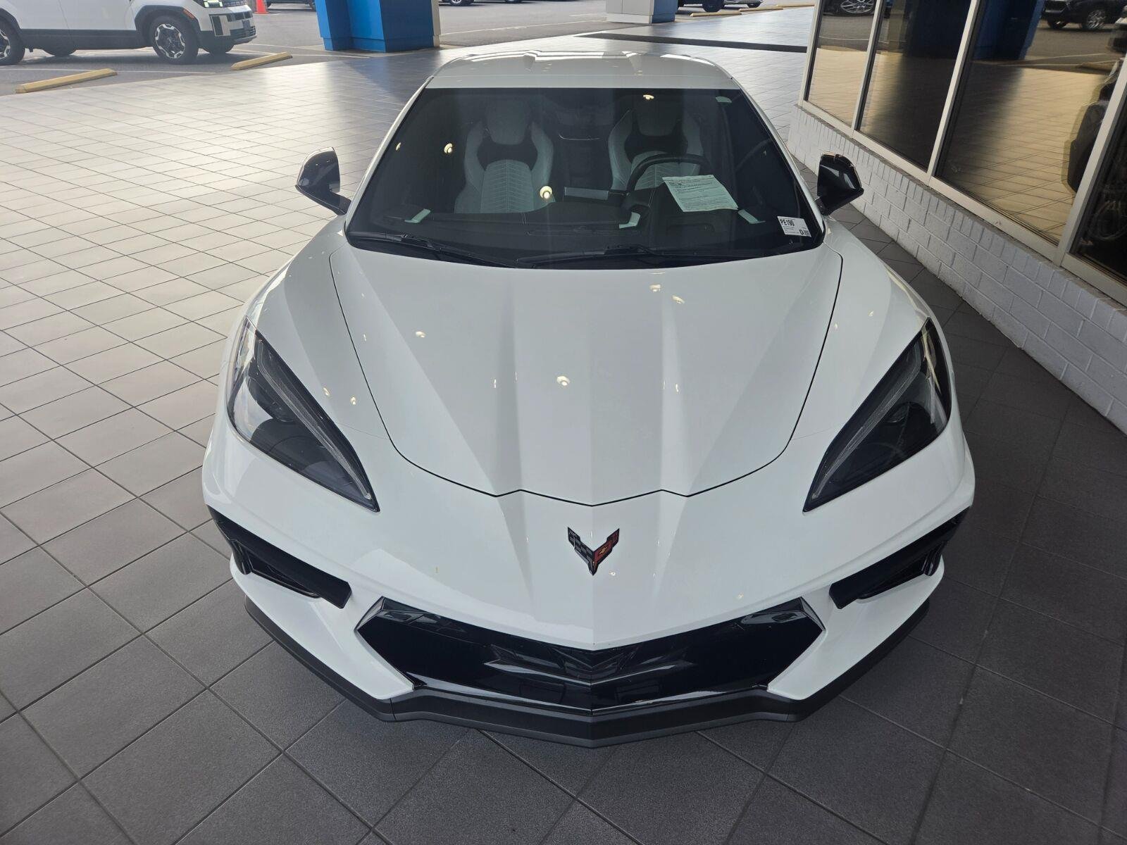 Used 2020 ARCTIC WHITE Chevrolet 2LT image 2