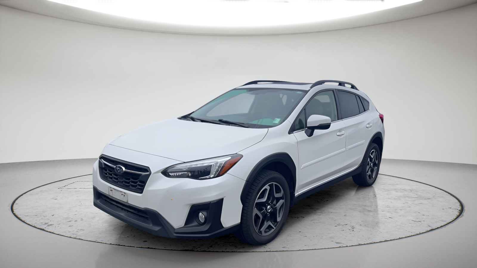 Used 2018 Crystal White Pearl Subaru 2.0i Limited image 1