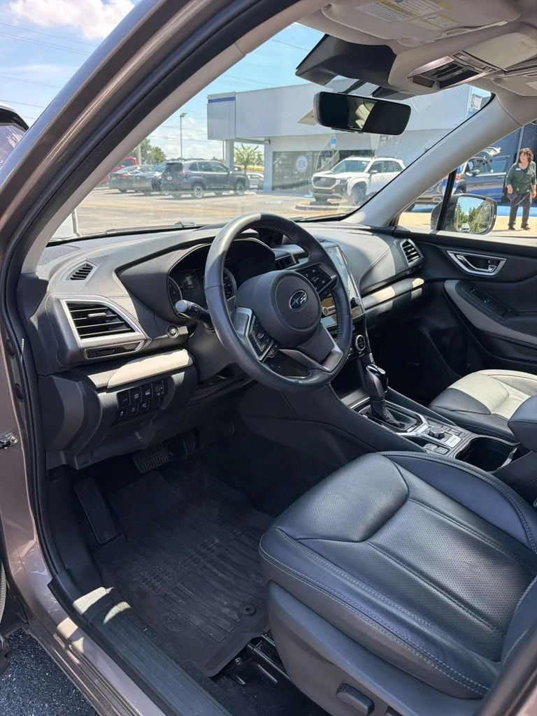 2022 Subaru Forester Limited's photo