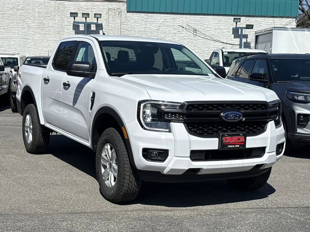 White 2025 Ford Ranger XL SuperCrew 4WD Pickup Truck Four-Wheel Drive Automatic