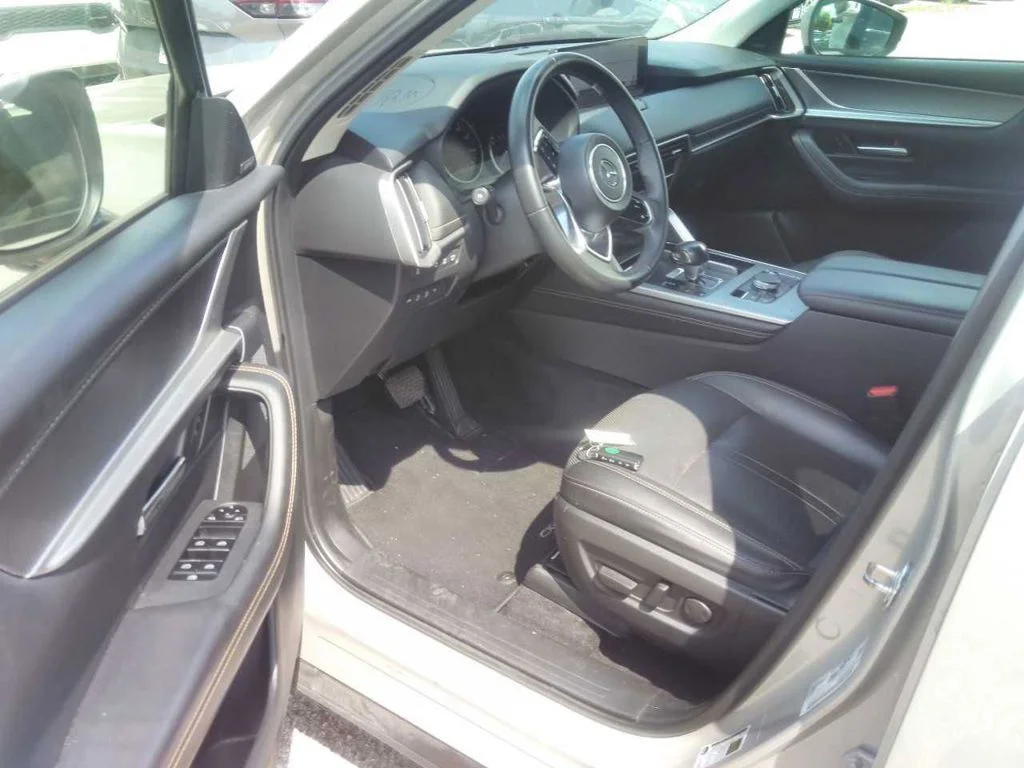 Used 2024 Silver Mazda 3.3 Turbo Premium image 1