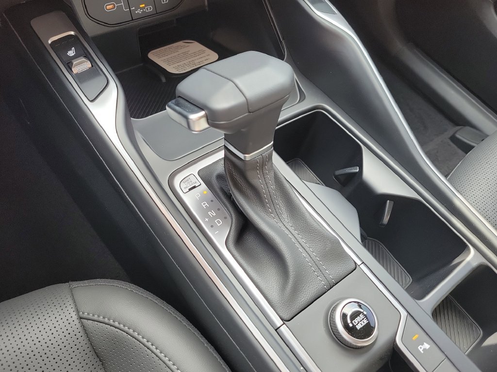 New 2026 Wolf Gray Kia S image 36