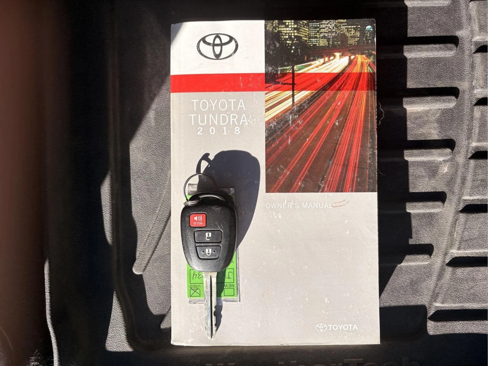 Used 2018 Magnetic Gray Metallic Toyota Limited image 22